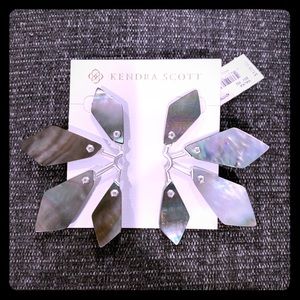 KENDRA SCOTT MALIKA STATEMENT EARRINGS *NEW*